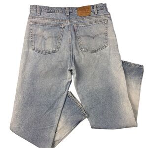 Vintage Levi’s 550 Relaxed 2-Tone Light Blue Stone Wash Tapered Leg Jeans 38/34